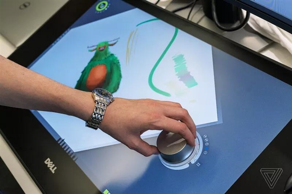 挑战微软Surface Studio：戴尔推出全新27英寸Canvas智能画板