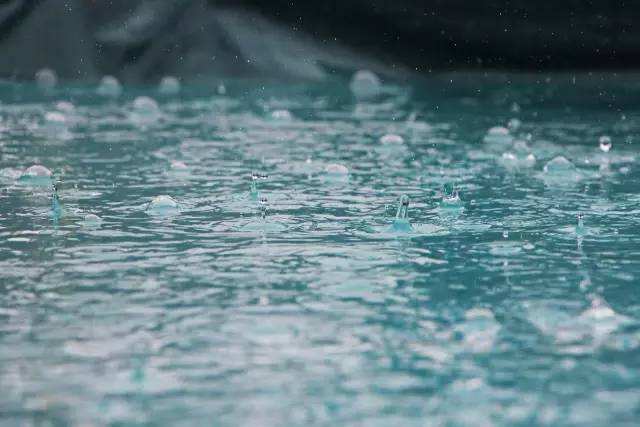 受“贝碧嘉”外围环流影响，广西仍多阵雨、雷雨