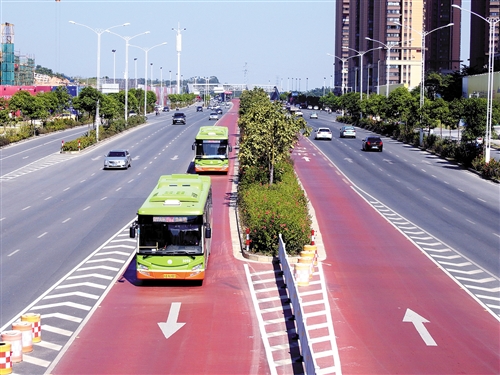 广西南宁完成今年交通领域为民办实事项目 出行更便捷
