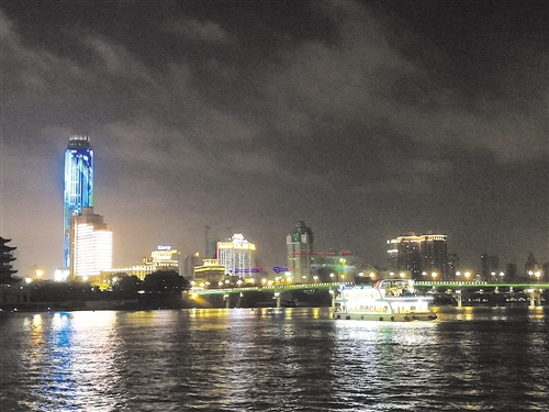 一个多月11万余人次乘船夜游邕江 市民购票可享受优惠