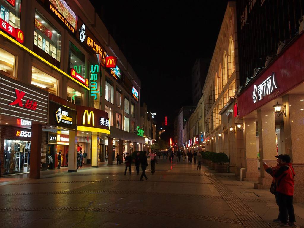 广西南宁步行街有望入选“广西高品位步行街”
