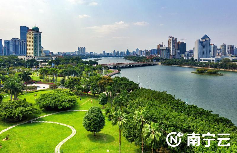广西南宁市强化河长制湖长制工作实现水清岸绿好生态